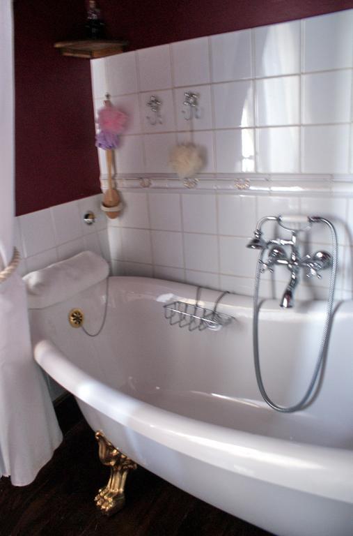 Les Chimeres Bed & Breakfast Puylaroque